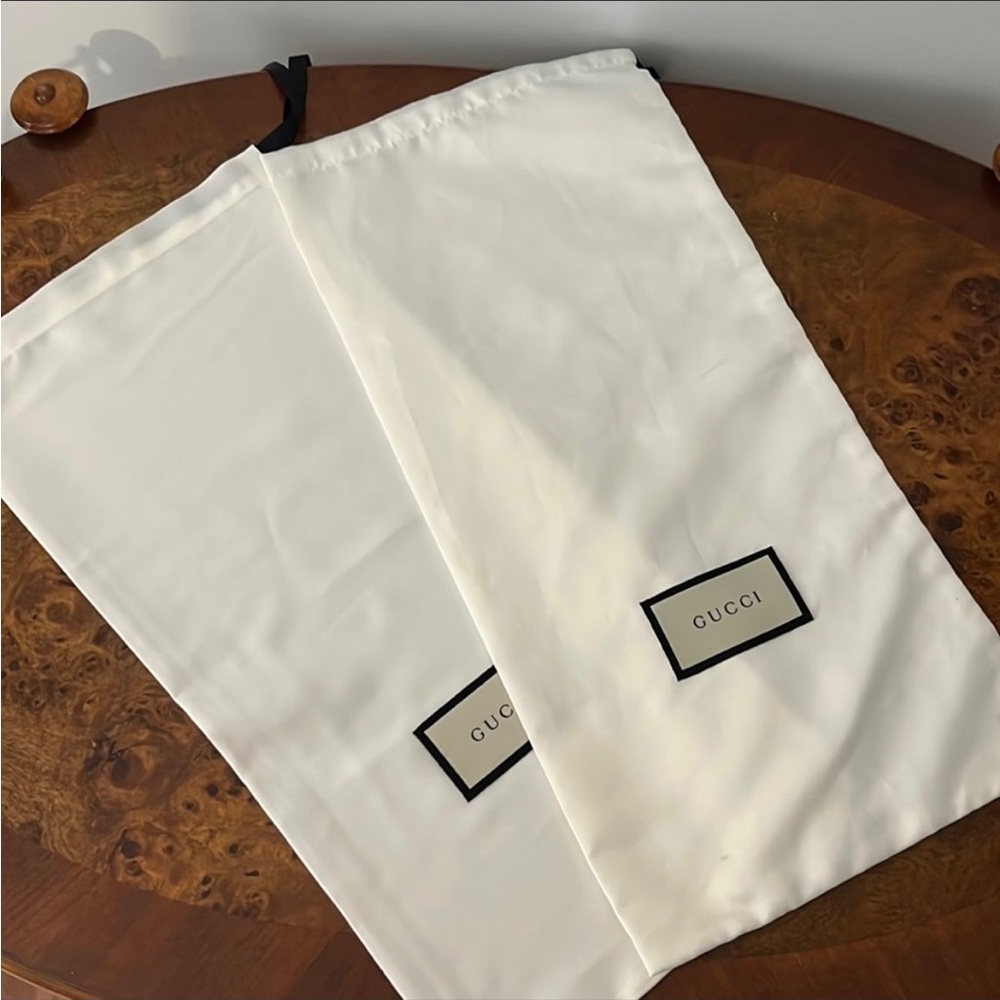 🌺 Pair of Authentic Gucci shoe dust bags